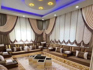 Conjunto de Sala de Estar Tradicional Árabe Majlis |   Tela Plegable Extensible Modular |   Personalizable |   Envío Gratuito a Todo el Mundo - Product Image 1