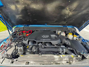 Gladiator Rubicon 2024 USADO EN BUEN ESTADO, Asientos de Cuero, Volante a la Izquierda, Cámara Trasera - Product Image 6