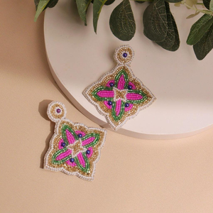 Pendientes de cuentas bordados coloridos hechos a mano para mujeres y niñas, estilo de moda personalizado para fiesta, costura de punto de cruz hecha - Product Image 6