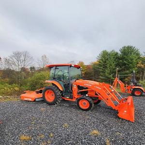 รถแทรกเตอร์คูโบต้า BX23S 4WD ดีเซล พร้อมผานหลังขุด รุ่นมาตรฐาน ยี่ห้อ Garton มีจำหน่ายแล้ว คุณภาพพรีเมียม ผลิตอย่างดี - Product Image 1