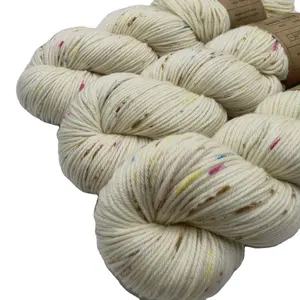 Sợi Crochet Sợi Tinh Khiết 4ply 100% Merino Len Chất Lượng Cao Cashmere Cho Đan Tốt Tùy Chỉnh Mạnh Mẽ Làm Tay Len Bình Thường