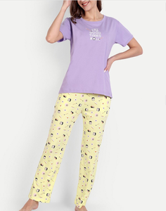 2024 nuevo diseño Conjunto de pijama para mujer ropa de dormir de algodón y ropa de dormir conjunto de pijama estampado manga larga cuello redondo Top y pantalones - Product Image 1