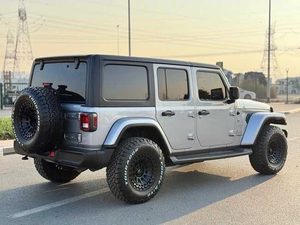 Occasion 2023 pour Levin Sahara Berline Cuir Clair R21 Turbo Conduite à Gauche Moteur Essence 2.0L V4 Transmission Automatique Panoramique - Product Image 2