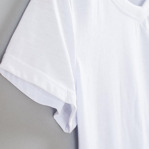 เสื้อยืดคอตตอนสีขาวสำหรับผู้หญิงเสื้อครอปคอลูกเรือเข้ารูปเซ็กซี่เสื้อเนื้อนิ่มดีไซน์เรียบง่ายแบบใหม่เสื้อลูกเรือว่างเปล่าสำหรับผู้หญิง - Product Image 6