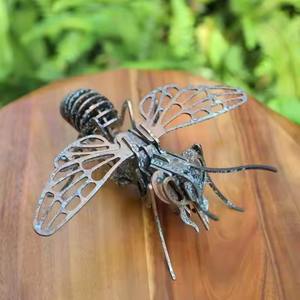 <b>Bee</b> Vietnam Luxury Decorative Metal Films for Home Restaurant Interior Decorative Sofa Photo Wall Wholesale Home Commercial Use - Product Image 3