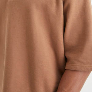 Camiseta Polo Holgada de Corte Cuadrado con Estilo Urbano Moderno para Hombre - Product Image 4