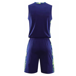 Derniers modèles d'uniformes de basketball sur mesure pour adultes, grandes tailles, OEM 2024, respirants, imprimés par sublimation, séchage rapide, 100% sport - Product Image 3