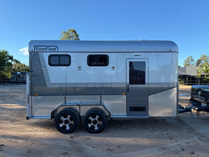 Remorque à chevaux EuroFloat 2HAL Eventer Prestige, neuve, pour 2 chevaux, chargement en angle, 3500 kg, en aluminium, remorque équestre, remorque pour chevaux, remorque pour animaux - Product Image 3