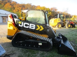 Cargadora Compacta JCB 3TS-8T Diésel de 4 Toneladas con Cucharón, Modelo 2026 - Product Image 2
