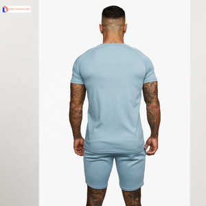 Chándal de verano 2024 para hombre, conjunto corto de dos piezas con logotipo personalizado, estilo informal de poliéster/algodón de secado rápido con patrón impreso - Product Image 4