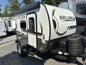 Remolque de viaje Forest River Rock Wood Geo Pro G12SA a la venta - Product Image 3
