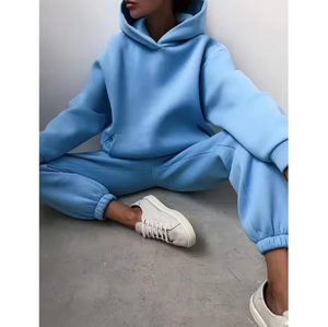 Cozy Sky Blue Sudaderas con capucha en blanco y Jogger Set Ropa deportiva elegante para la máxima comodidad y elegancia diaria sin esfuerzo - Product Image 4
