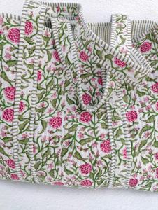 Bolsos Tote Acolchados de Algodón Estampados a Mano, Bolsos Tote Tradicionales de la India, Bolsos Tote Hechos a Mano con Estampados a Mano - Product Image 3