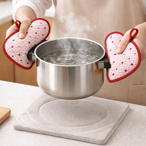 ที่รองหม้อลดราคาตามฤดูกาล ทำจากผ้าฝ้ายออร์แกนิค 100% ทนความร้อน พร้อมบริการพิมพ์ลายหรือโลโก้ตามสั่ง - Product Image 1