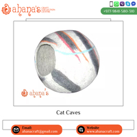 Cave pour chat Ahana en feutre de laine de mouton 100% biologique, artisanale, pliable, écologique, pour usage intérieur, solide, fabriquée au Népal