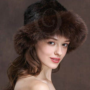 Gorro de punto de moda con textura de piel y ajuste moderno Gorro de piel de uso diario con ajuste relajado y forro suave - Product Image 3