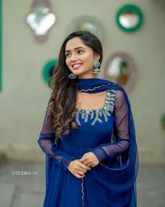 Vestido Georgette para Mujer, Nuevo Diseño de Alta Demanda, Kurti Occidental Indio, Diseños de Kurti Asimétricos, Ropa Regional India - Product Image 4