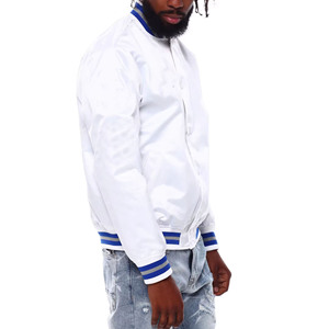 Chaqueta de Satén para Hombre con Parche de Equipo Bordado Personalizado, Estilo Transpirable, Chaqueta de Satén Personalizada para Hombre - Product Image 4