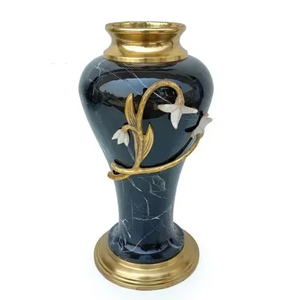 แจกันดอกไม้โลหะดีไซน์แตกต่าง - Product Image 3