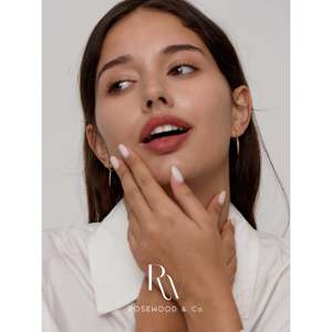 Pendientes Colgantes de Oro Vermeil con Diamantes, Diseño de Espiga Pavimentada y Antideslustre, Estilo Gagger - Product Image 2