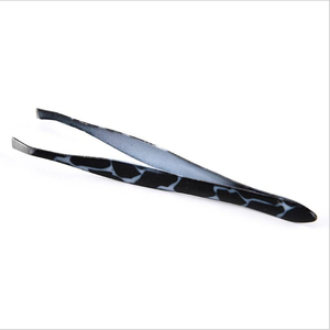 Pinzas inclinadas para cejas y cabello personalizadas 2024, pinzas profesionales para cejas, pinzas de alta calidad - Product Image 3