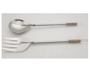 ชุดช้อนส้อมเสิร์ฟสลัดทำจากสเตนเลสด้ามไม้เครื่องใช้ในบ้านเครื่องใช้ในบ้านเครื่องใช้ในบ้านมีด้ามจับไม้ดีไซน์ล่าสุด - Product Image 2