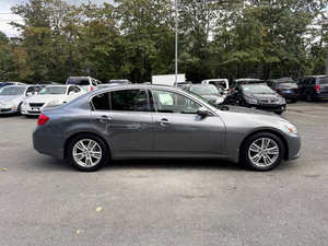 Infiniti G37 Sedán 2013 en perfecto estado - Product Image 2