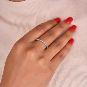 Minimalista 2mm corte redondo media eternidad Moissanite boda banda elegante apilable piedra preciosa anillo nupcial aniversario regalo para mujeres - Product Image 5