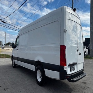 Camionnette de pointe F-reig -htli-n-er Spr -int- er 3500 Cargo H R - Product Image 2