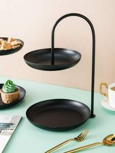 Présentoir à dessert en métal fait à la main avec des matériaux authentiques et un style intemporel pour les vitrines culinaires - Product Image 5