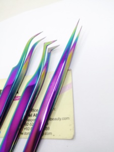 Cầu Vồng Tráng Lông Mi Tweezer Biểu Tượng Tùy Chỉnh Thép Không Gỉ Khối Lượng Tweezer Cong Chỉ Nhíp Lông Mi Cho Lông Mi Trong Pakistan - Product Image 3