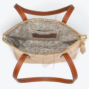 OEM Service Wholesale Women Fashion Bags New Design Customized Color Durable Genuine Leather Zipper Waterproof <b>Shoulder</b> <b>Strap</b> - Product Image 4