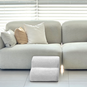 Escalera para Mascotas de 2 Peldaños [AllmioPet] de Tela Gris Nube, AMP 2 GR, Escalones para Perros y Gatos para Acceso a Muebles y Protección de Articulaciones - Product Image 2