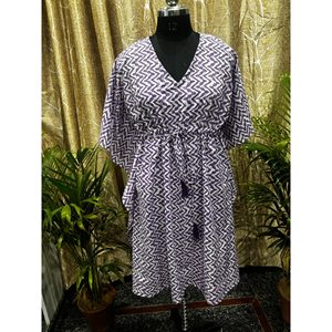 Robe Kaftan Chic et Polyvalente avec Taille Empire, Taille Unique, Respirante et Longue pour le Bureau - Product Image 1
