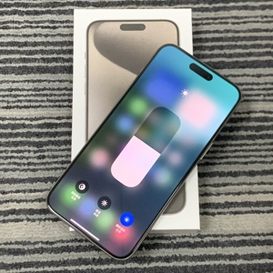 Stock di Telefoni Usati Commercio all'Ingrosso Telefoni 5G Sbloccati Usati 256GB 512GB 1TB 6,7 Pollici 48MP Smartphone di Seconda Mano <span class=keywords><strong>iPhone</strong></span> 15 Pro 15 Pro Max - Product Image 6