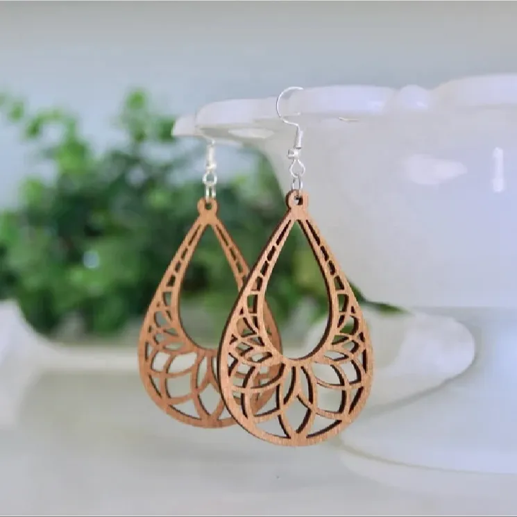 Natural wooden sunflower earrings - spring earrings light earring accessories