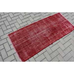 พรมวินเทจ ขนาด 2.3x5.3 ฟุต สีแดงชมพูลายดอกไม้ ทำจากขนสัตว์ ผลิตในตุรกี - Product Image 2