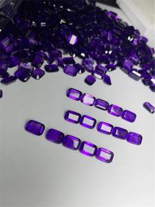 พลอยเพทายธรรมชาติทรงแปดเหลี่ยมแบบคาโบชอง ทรงมรกต สีม่วง สำหรับเครื่องประดับประจำเดือนกุมภาพันธ์ - Product Image 3