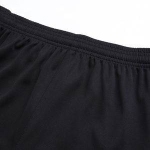 Uniforme de football pour hommes adultes, sublimation personnalisée, 100% polyester, tissu lisse et respirant, design vibrant, mouvement flexible, durable - Product Image 5