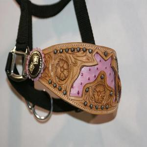 Haute qualité Western selle Style Bronc licou pistolet forme coupe couleurs assorties en cuir incrusté fantaisie Bling bride en matériau PP - Product Image 4