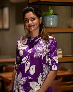 Ensemble de pantalons Kurti en coton de créateur Costume indien ethnique à impression numérique Style vintage Tenue de soirée et décontractée Vente en gros directe d'usine - Product Image 3