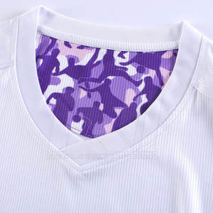 ชุดฟุตบอลชายผ้าโพลีเอสเตอร์พิมพ์ชื่อชุดเล่นฟุตบอลของผู้ใหญ่ทรงสลิมฟิตสินค้ามาใหม่ออกแบบได้ตามต้องการผลิตจาก2024 - Product Image 3