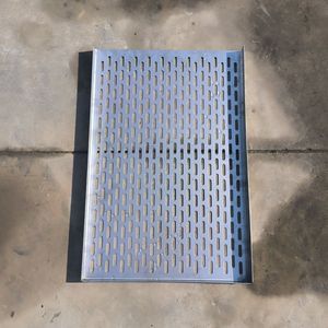 صينية معدنية مثقبة صناعية للخبز بتصميم مخصص - Product Image 4