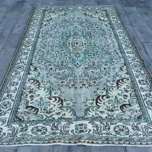 Alfombra Turca Vintage de 6.3x9.8 pies, Alfombra Grande, Alfombra de Lana con Diseño Floral Azul Verde - Product Image 1