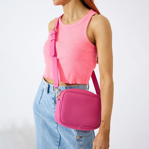 Bolsa de Pecho de Gran Tamaño Personalizada para Verano, Impermeable, Cruzada, Transpirable, Resistente al Desgaste, Diseño Unisex para Hombres y Mujeres - Product Image 3