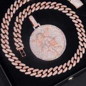 Pendentif Cercle Ange Bébé Hip Hop 2,5 pouces pour Hommes en Argent Sterling 925 avec Diamant Moissanite, Bijoux Personnalisés - Product Image 4