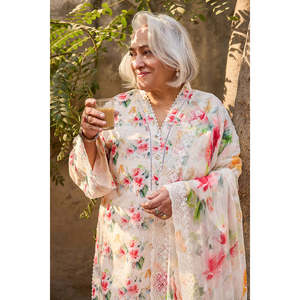 Ensemble de costume en tissu lawn brodé et imprimé pour femmes, 3 pièces, avec dupatta en mousseline de soie brodée et imprimée BM-62010 - Product Image 6