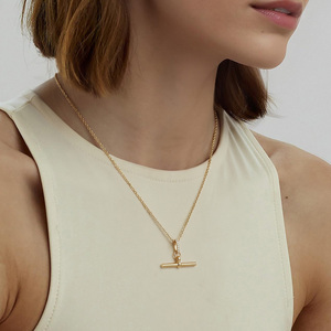 สร้อยคอ Jeulia Andy Style Classic Gold Single Pave T-Bar ประดับเพชรซิร์คอนและมุก - Product Image 4