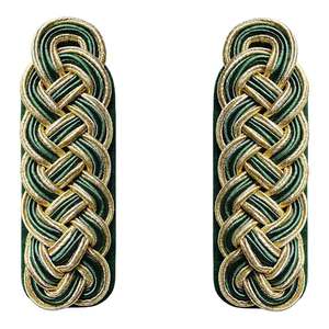 Hombreras de 2 rayas, plateadas con verde, sobre fieltro verde, tamaño personalizable, trenzadas con cordón retorcido, para ceremonias - Product Image 3