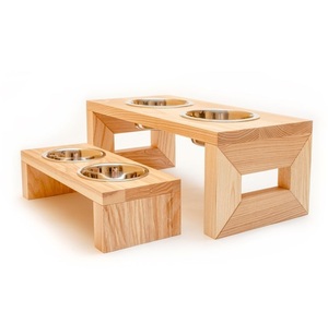 Station d'alimentation en bois élégante pour animaux de compagnie avec design d'accent d'agate - Product Image 3